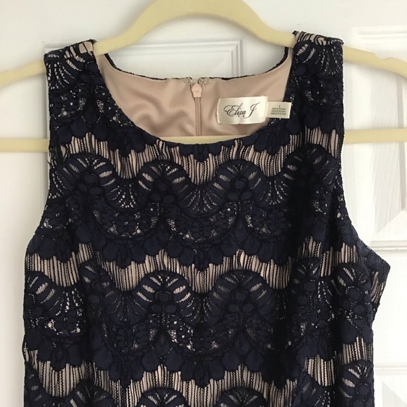 Eliza J Scoop Neck Lace Sheath Cocktail Dress Sheer Navy Cream Tan Lining 2 - Picture 6 of 7